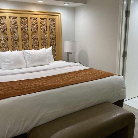 Coastal Hotel & Suites Virginia Beach - Oceanfront Экстерьер фото