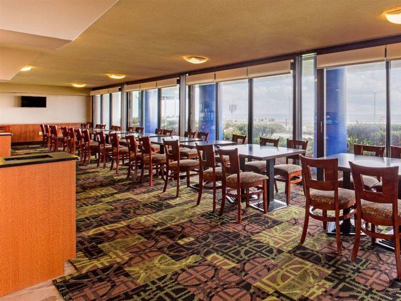Coastal Hotel & Suites Virginia Beach - Oceanfront Экстерьер фото