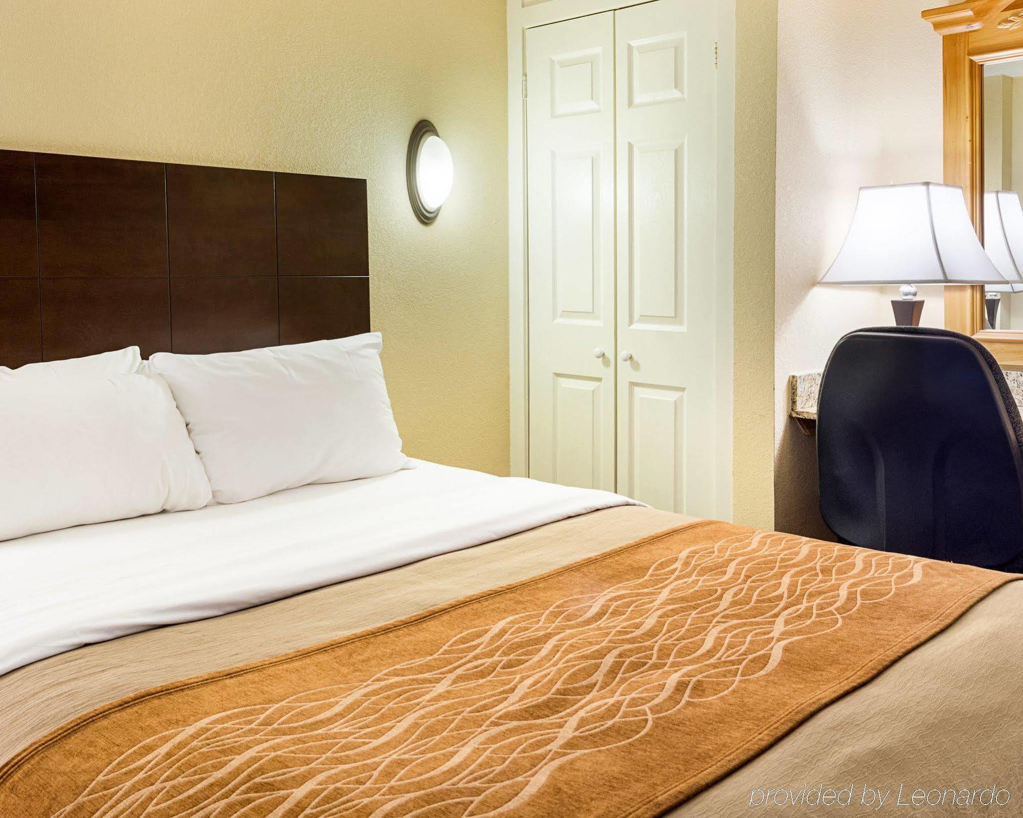 Coastal Hotel & Suites Virginia Beach - Oceanfront Экстерьер фото