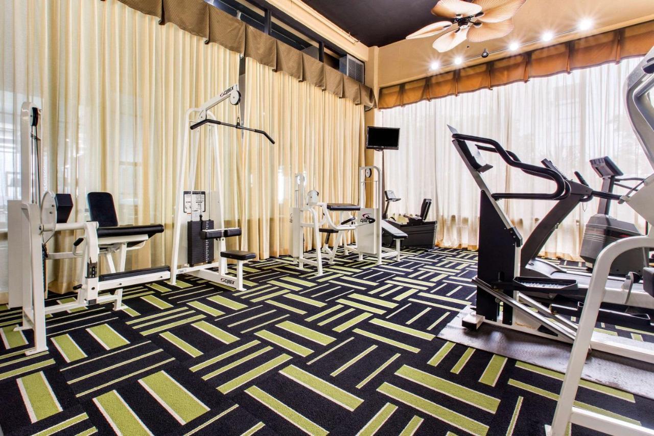 Coastal Hotel & Suites Virginia Beach - Oceanfront Экстерьер фото