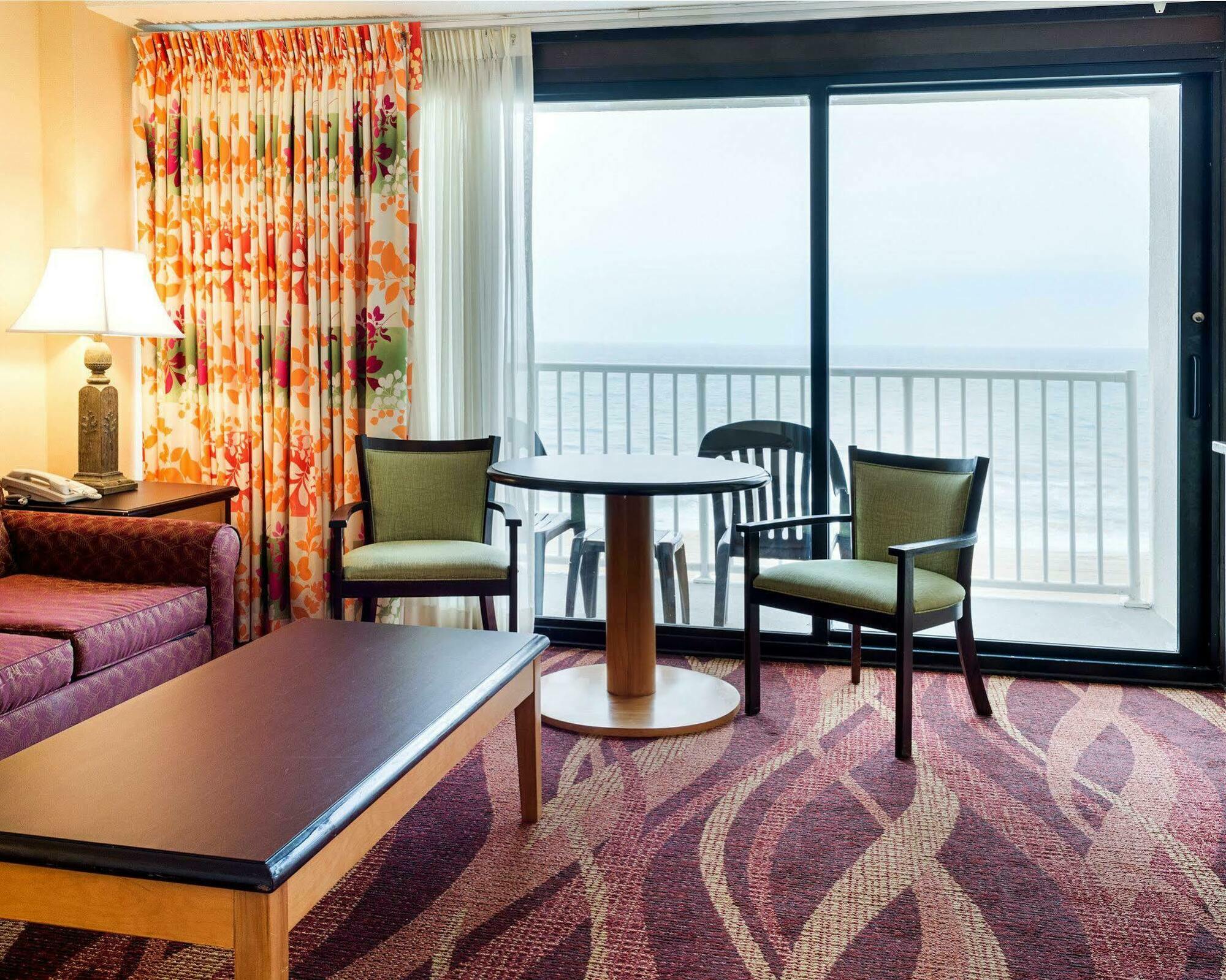Coastal Hotel & Suites Virginia Beach - Oceanfront Экстерьер фото