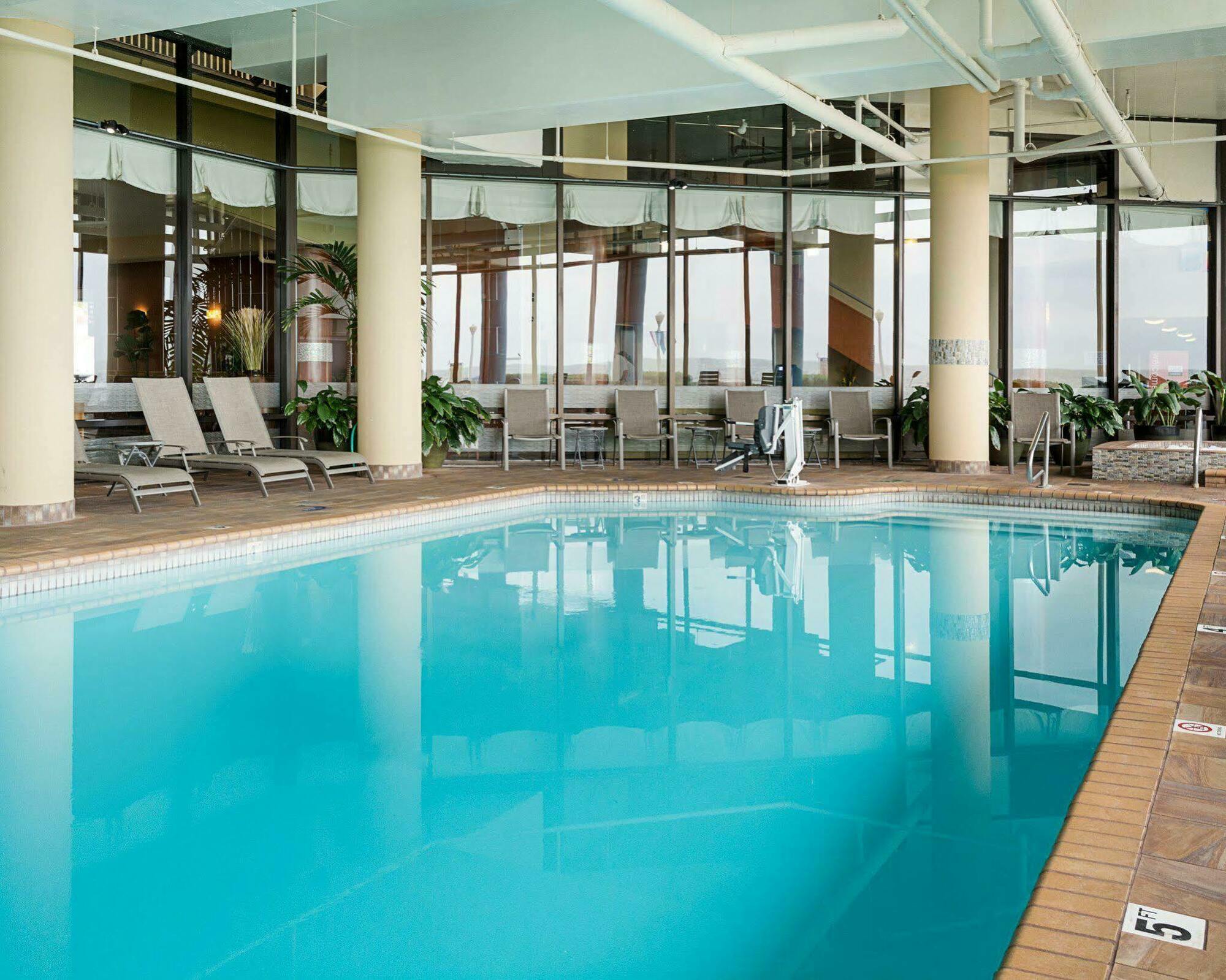 Coastal Hotel & Suites Virginia Beach - Oceanfront Экстерьер фото